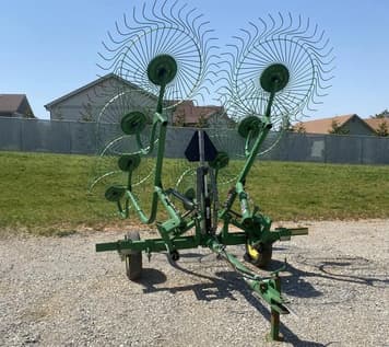 Main image John Deere 702